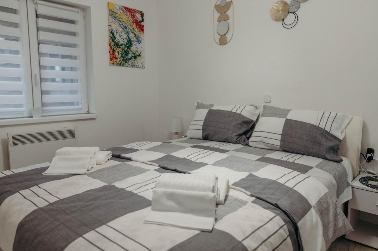 Apartamento Holy Ðakovo Exterior foto